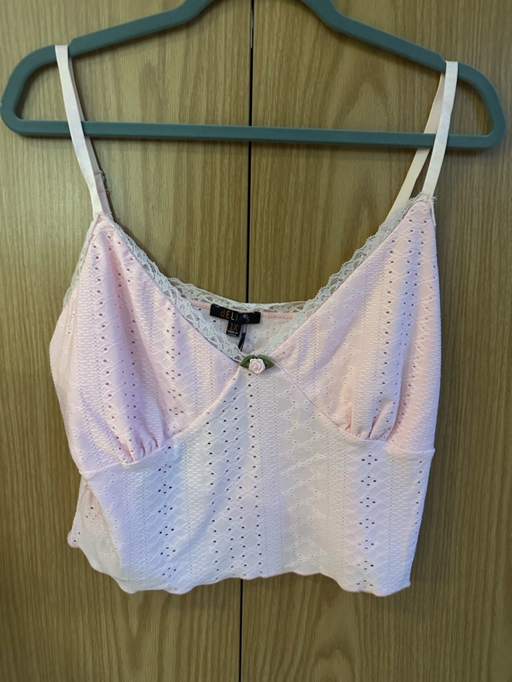 dELiA*s Light Pink Eyelet Lace-Trim Cropped Camisole
